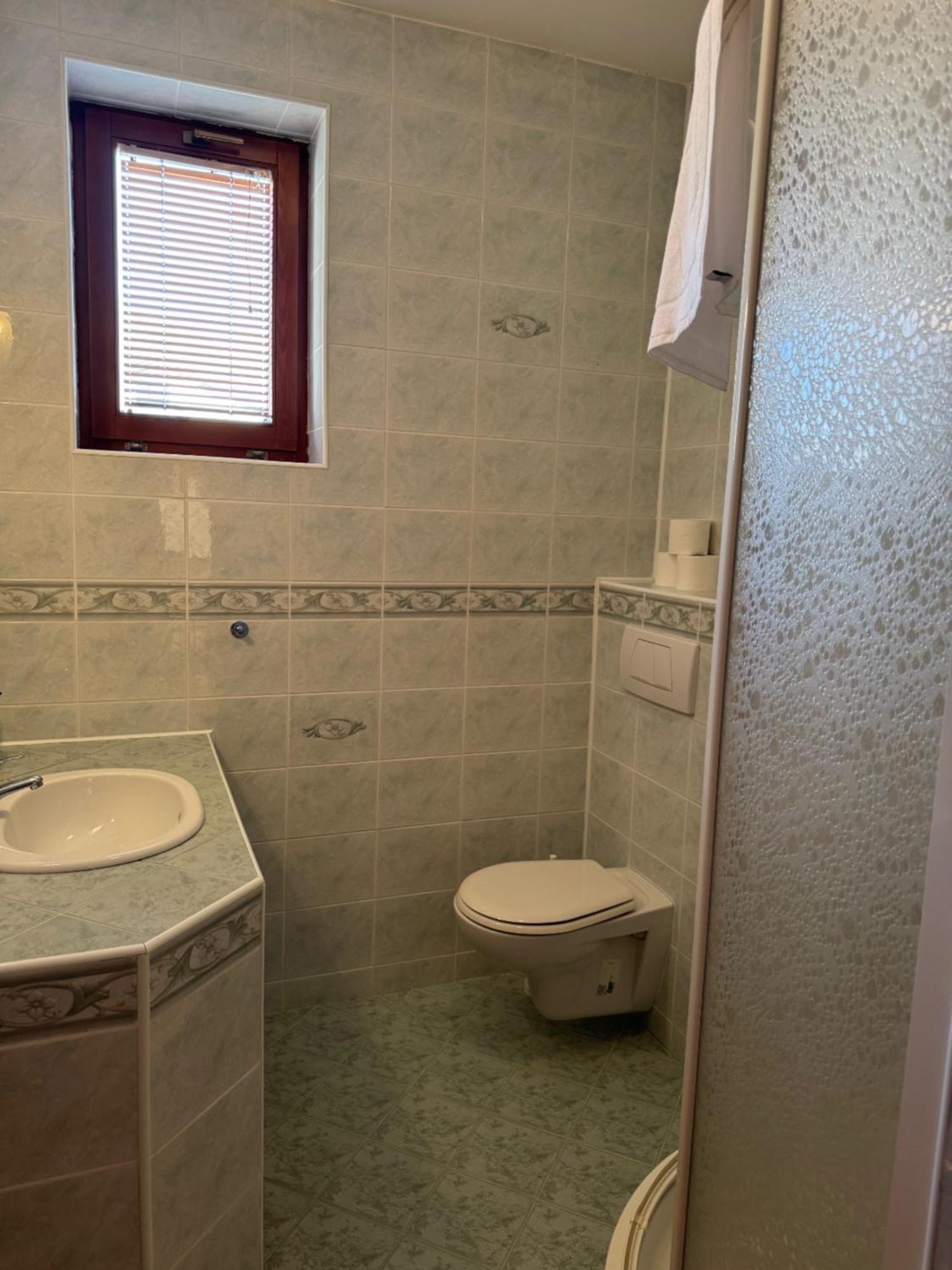 Villa Menhardi Nova Lesna Ngoại thất bức ảnh